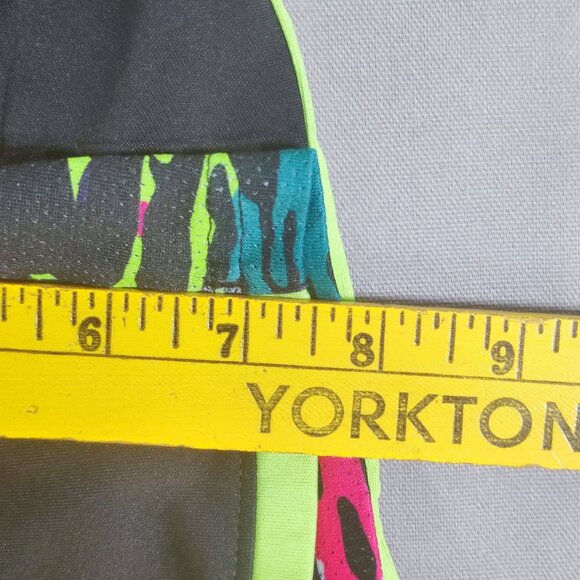 Under Armour athletic shorts youth girl size M black with neon and pink design - Picture 12 of 12